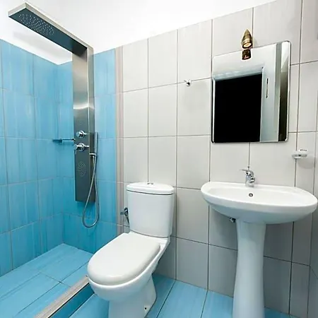 فندق Superb Naxos Triple Semi-basement Private Balcony 4*