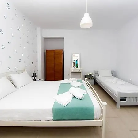 Superb Naxos Triple Semi-basement Private Balcony فندق Naxos City